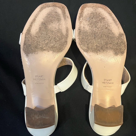 Stuart Weitzman Cream Sandal - Picture 5 of 7